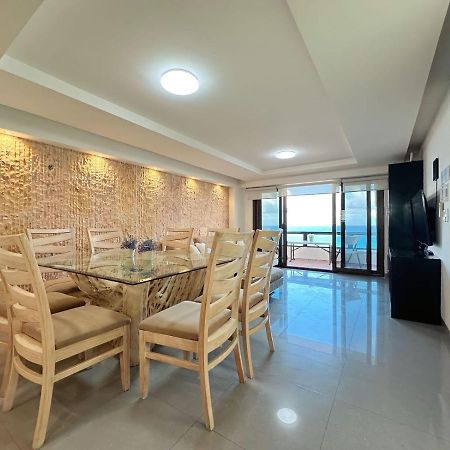 Amazing Beachfront Apartment Cancún Exteriör bild
