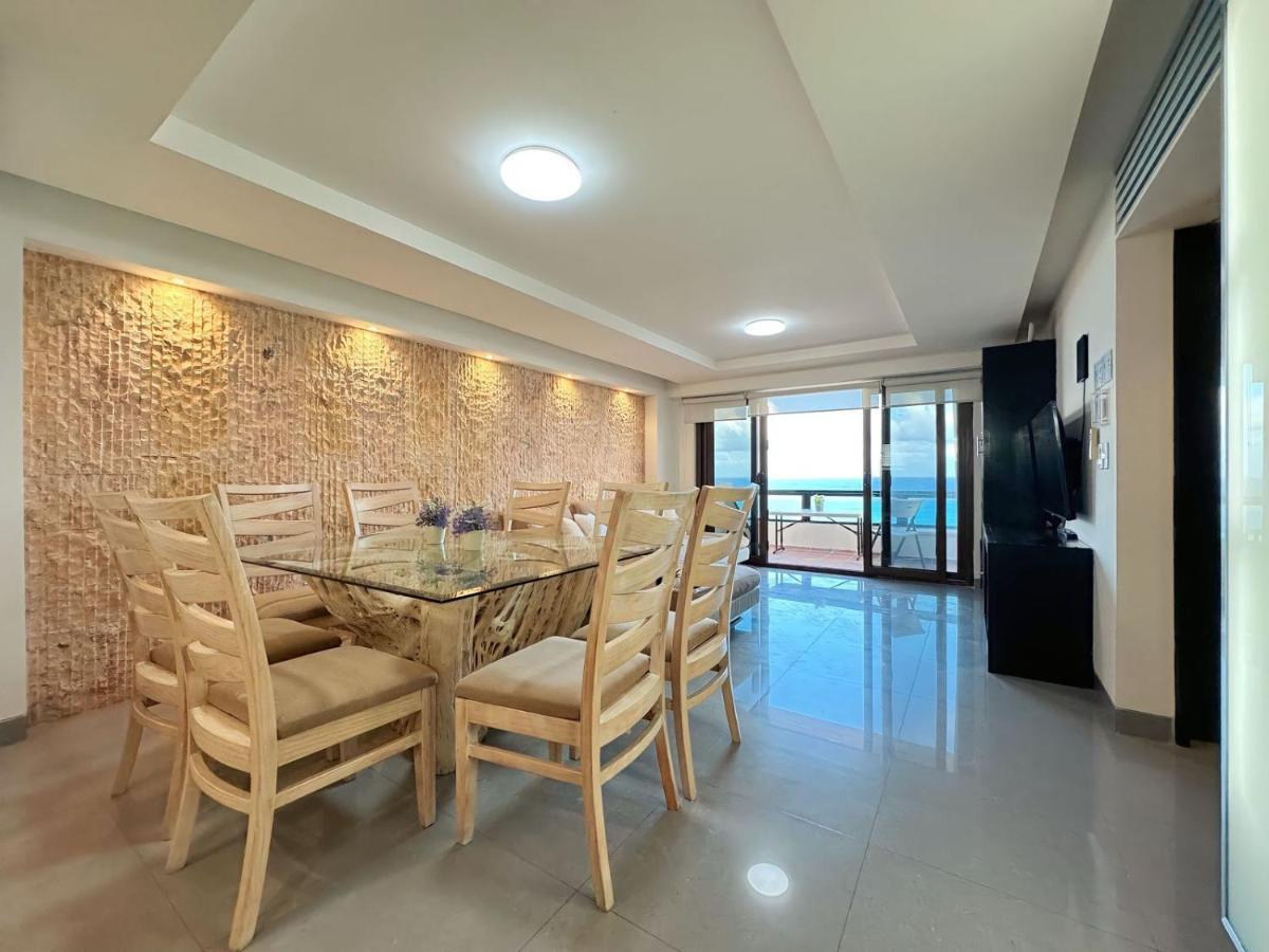 Amazing Beachfront Apartment Cancún Exteriör bild